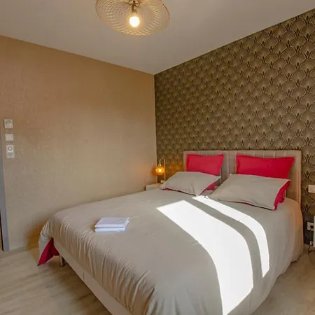 Holiday home La Cle Des Champs *